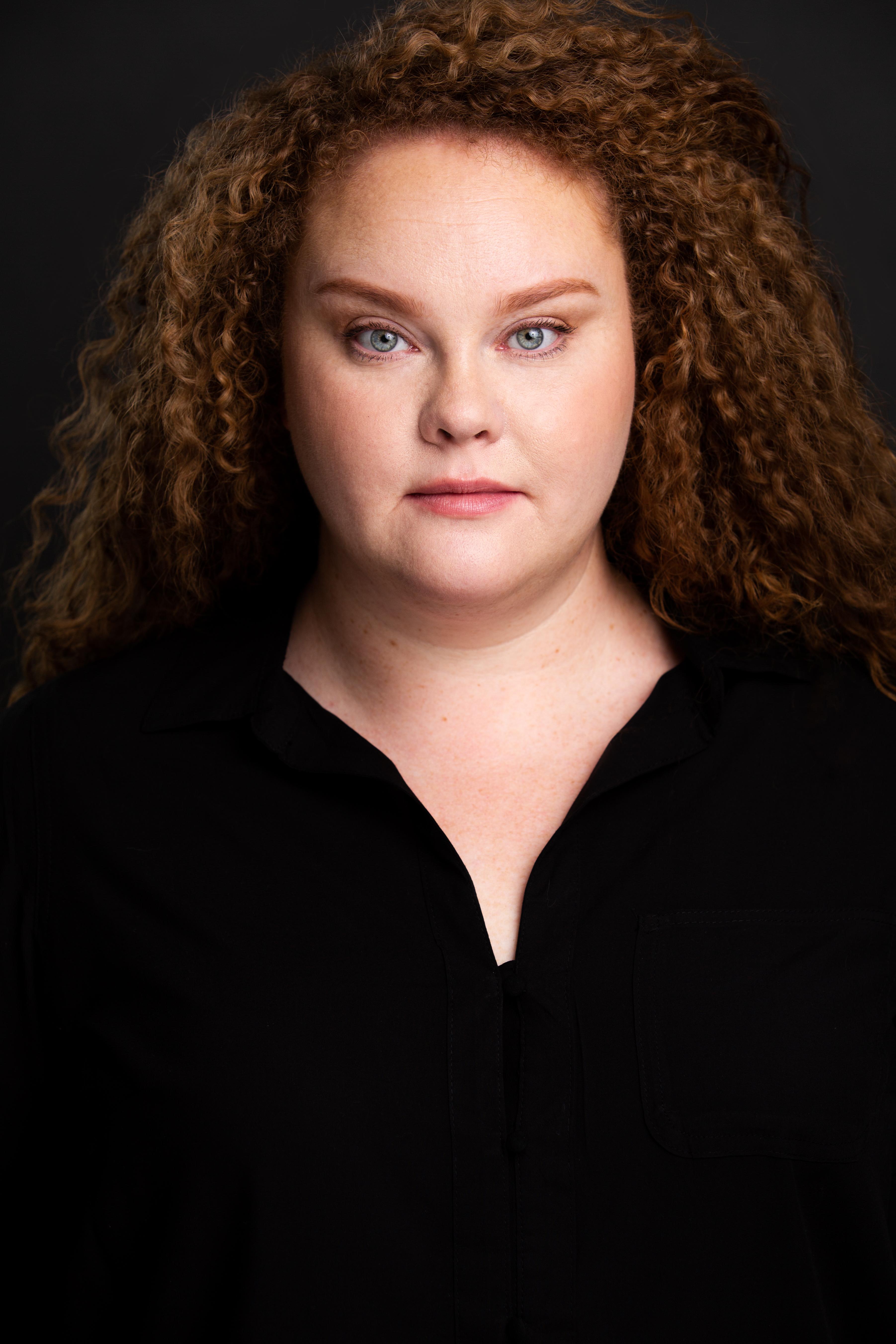 actor Michelle Cyr large photo