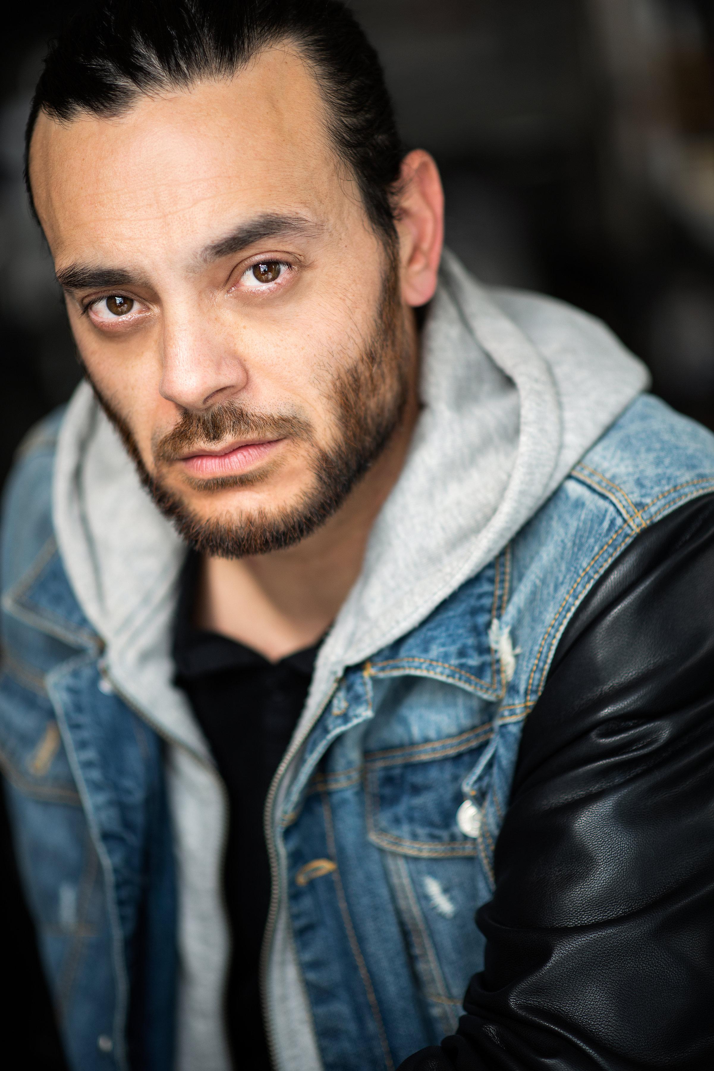 actor Derrick de Villiers large photo