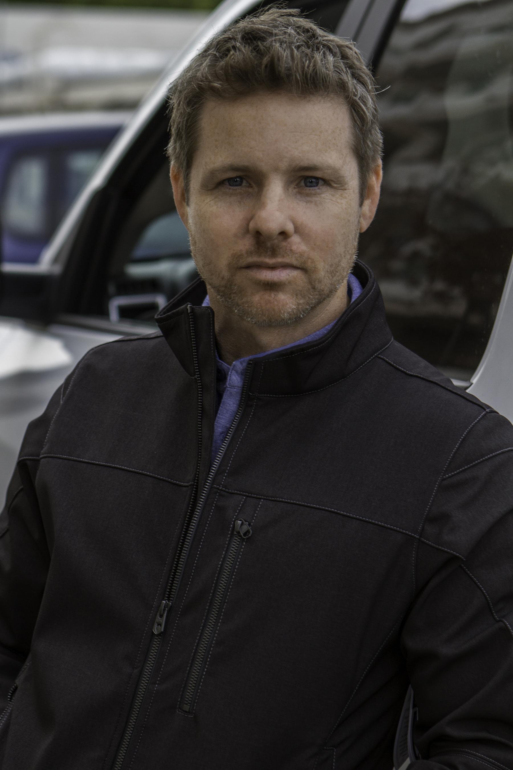 actor Mike Wilson large photo