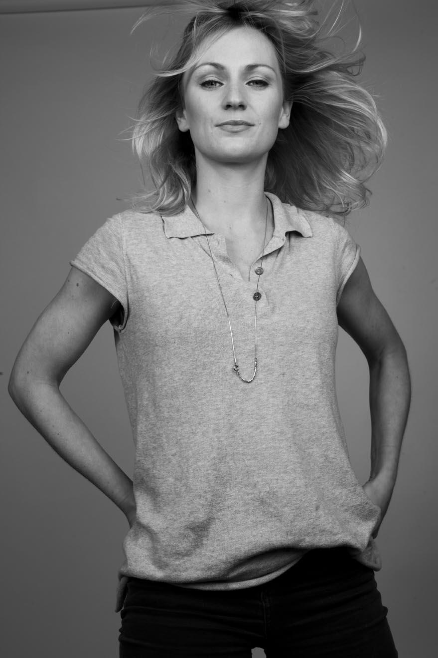 actor Hannah Daniel large photo