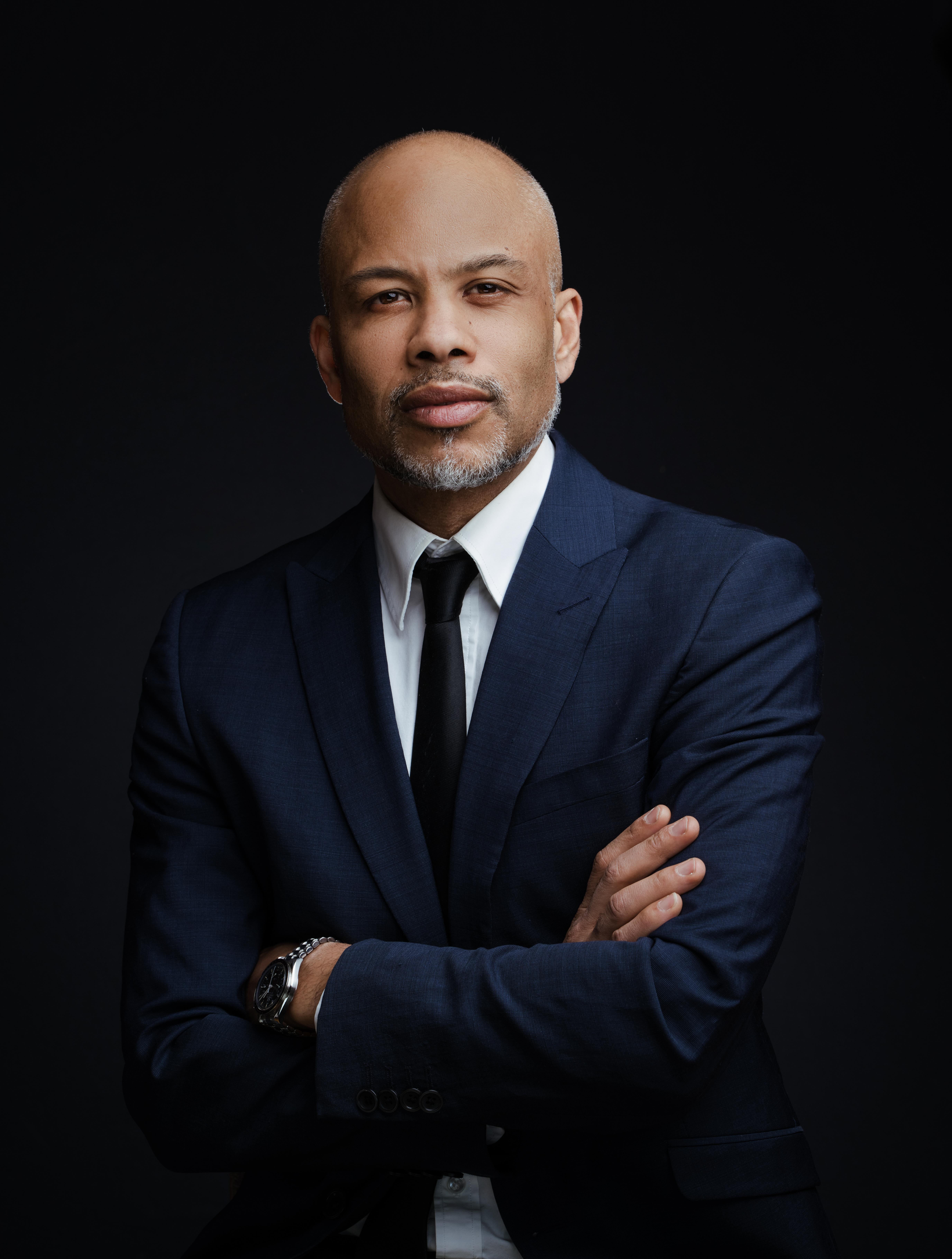 actor Christian Paul large photo