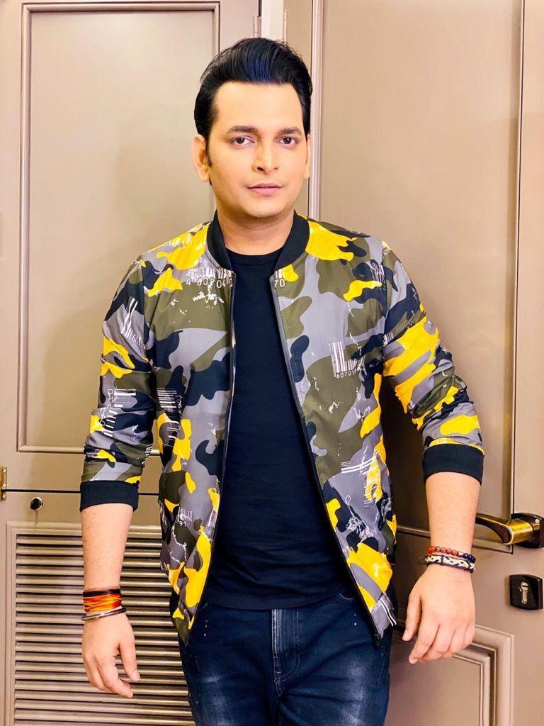 actor Paritosh Tripathi large photo