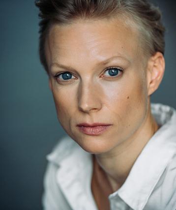 actor Lise Risom Olsen large photo