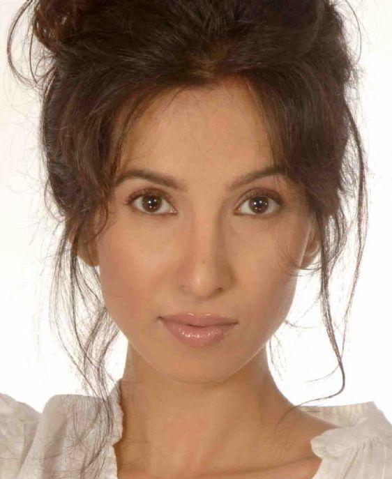 actor Shraddha Nigam large photo