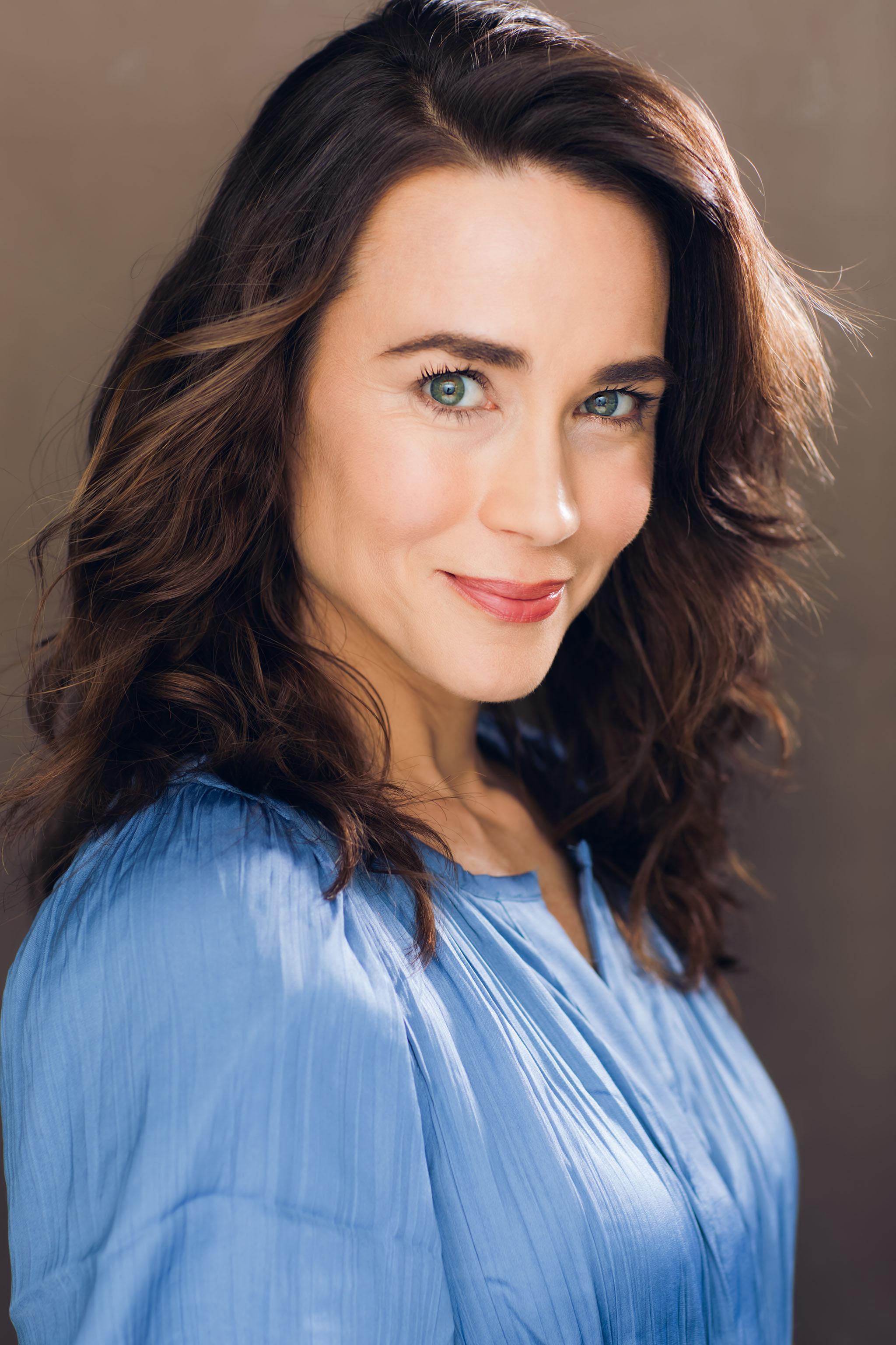 actor Sarah Hudson large photo