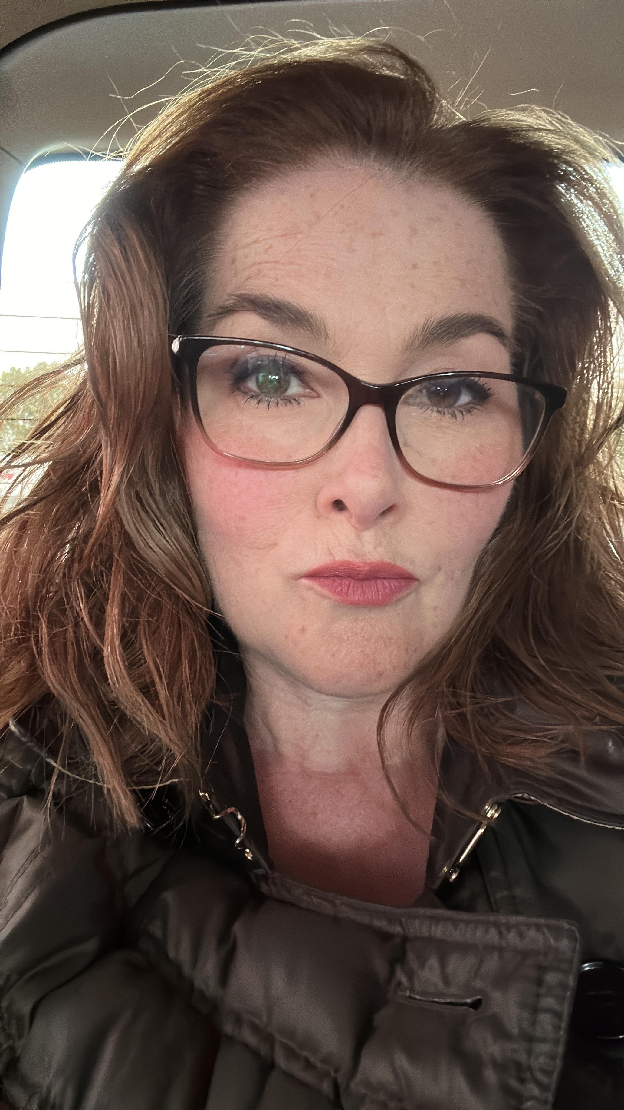 actor Sarah Lockett large photo