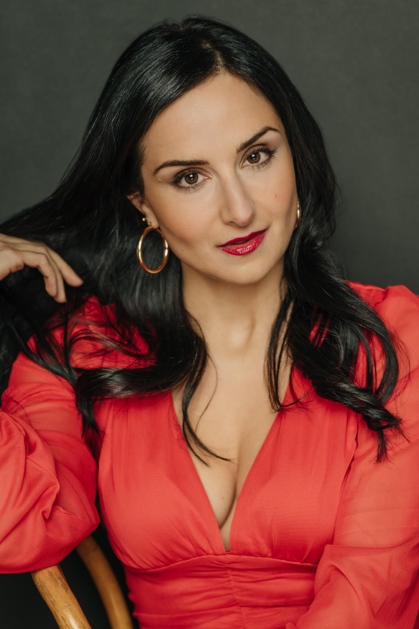 actor Claudia Absi large photo