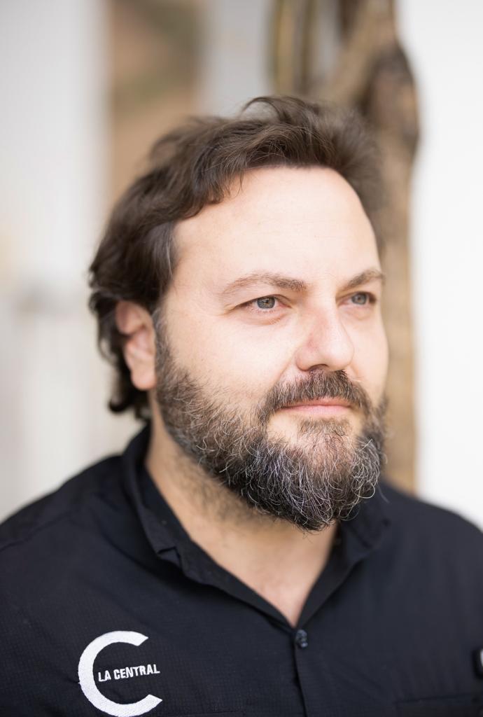 actor Miguel Fernandez large photo