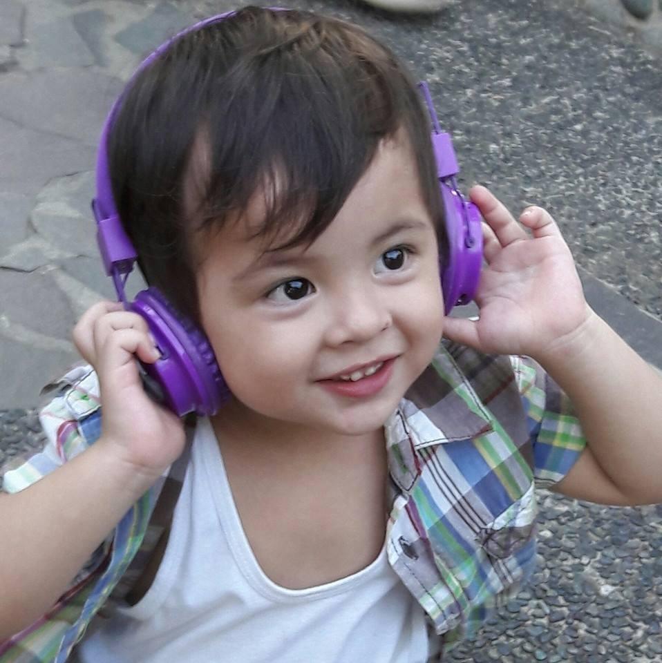 actor Euwenn Mikael Aleta large photo