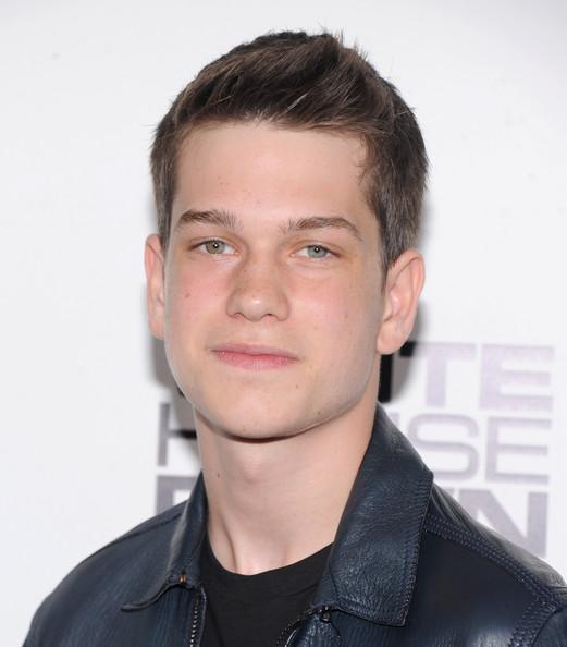 actor Liam James large photo