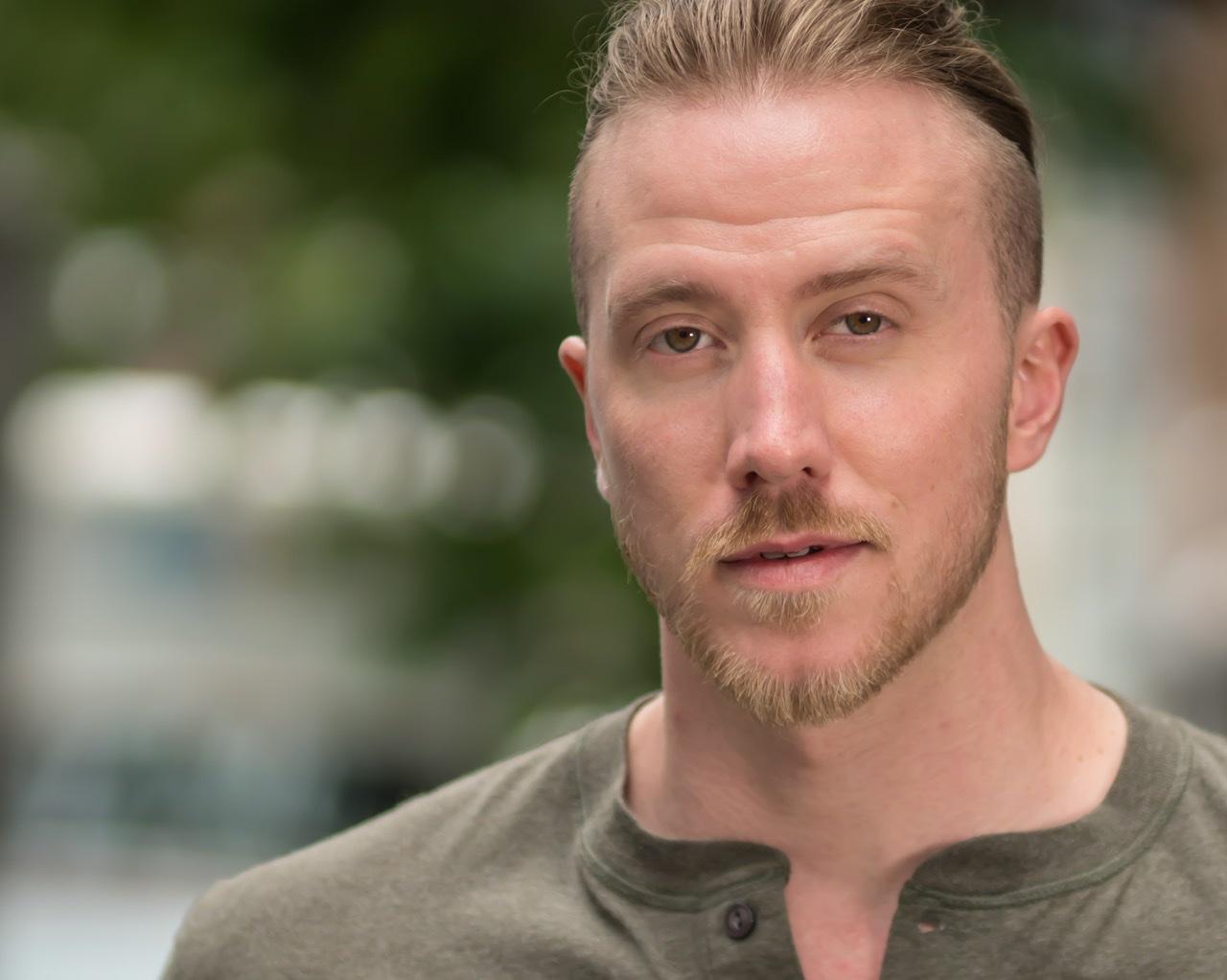 actor Tommy Norton large photo