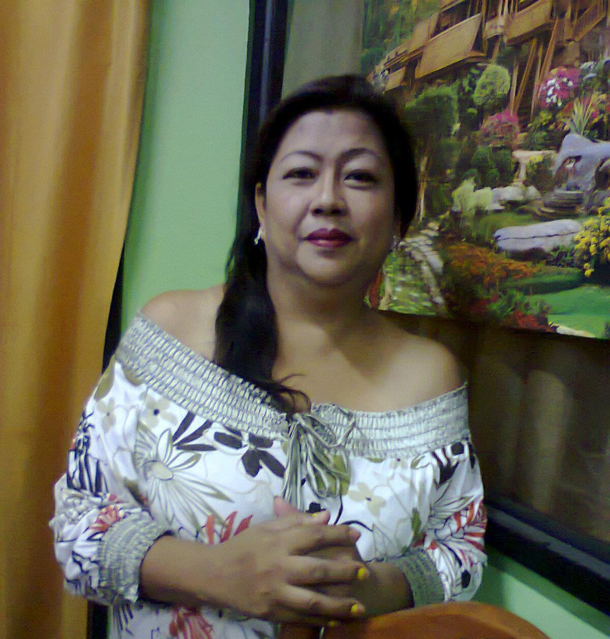 actor Lorie Castillo large photo