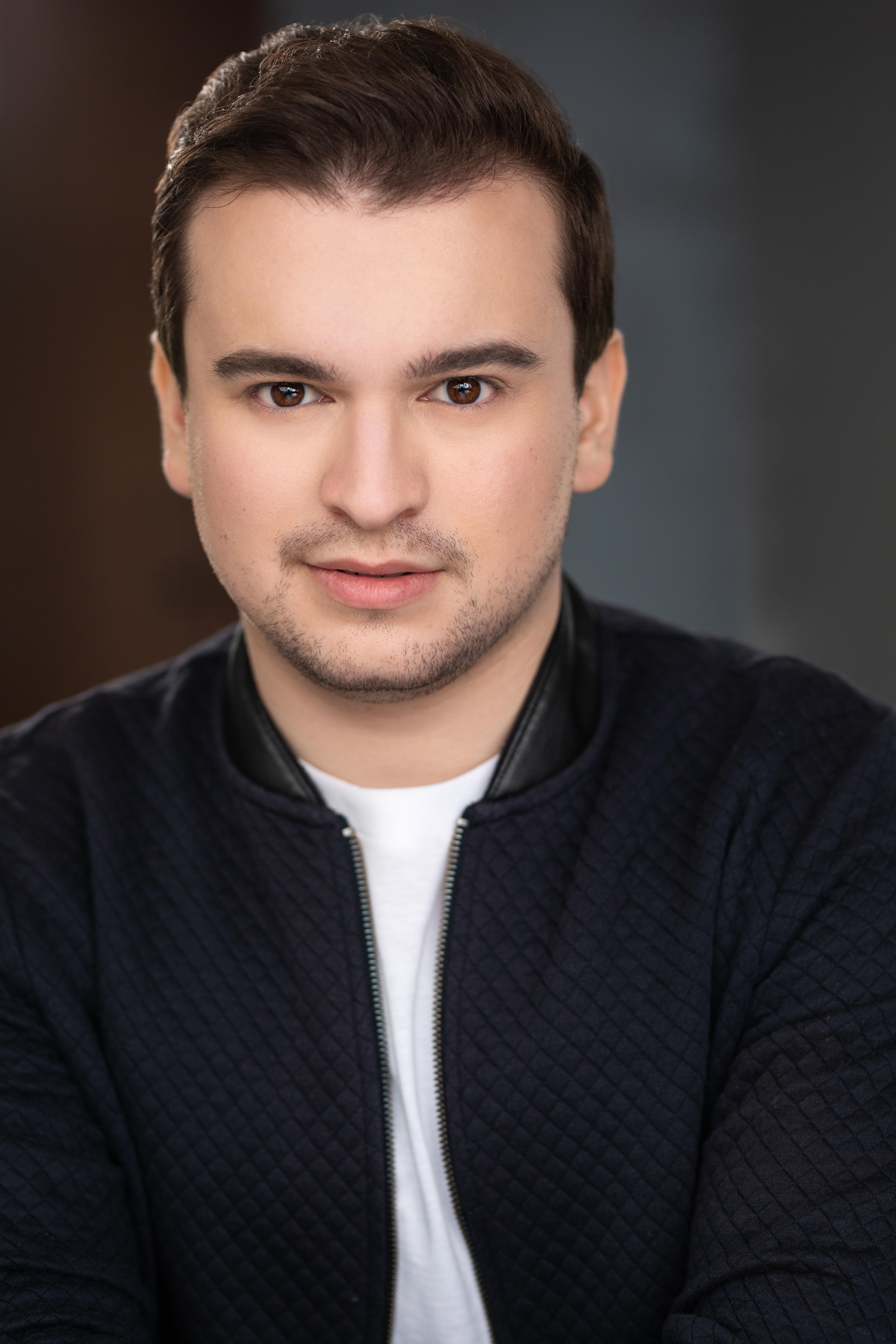 actor Diego Arciniega large photo