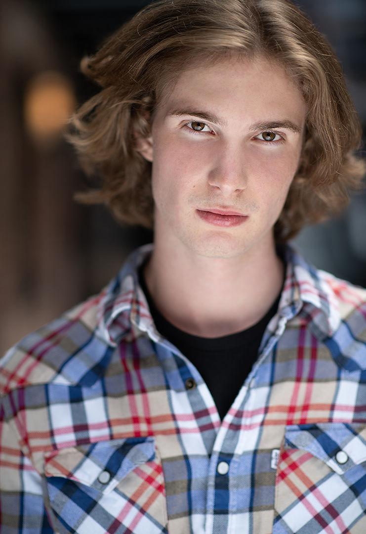 actor Sam Follis large photo