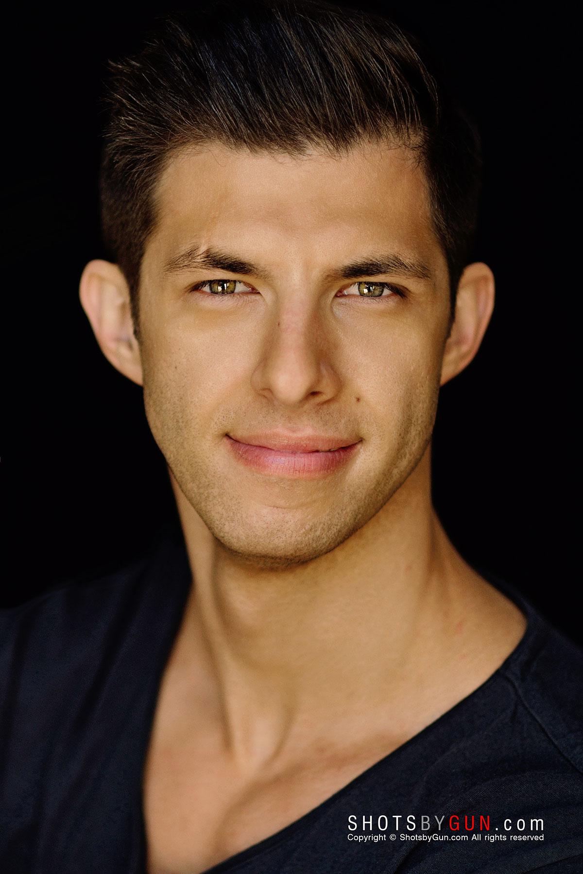 actor Hakan Manav large photo