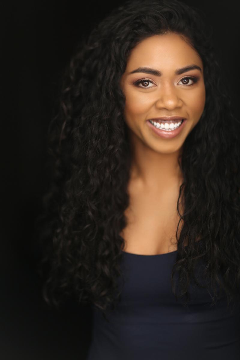 actor Maria Christina Fernandes large photo