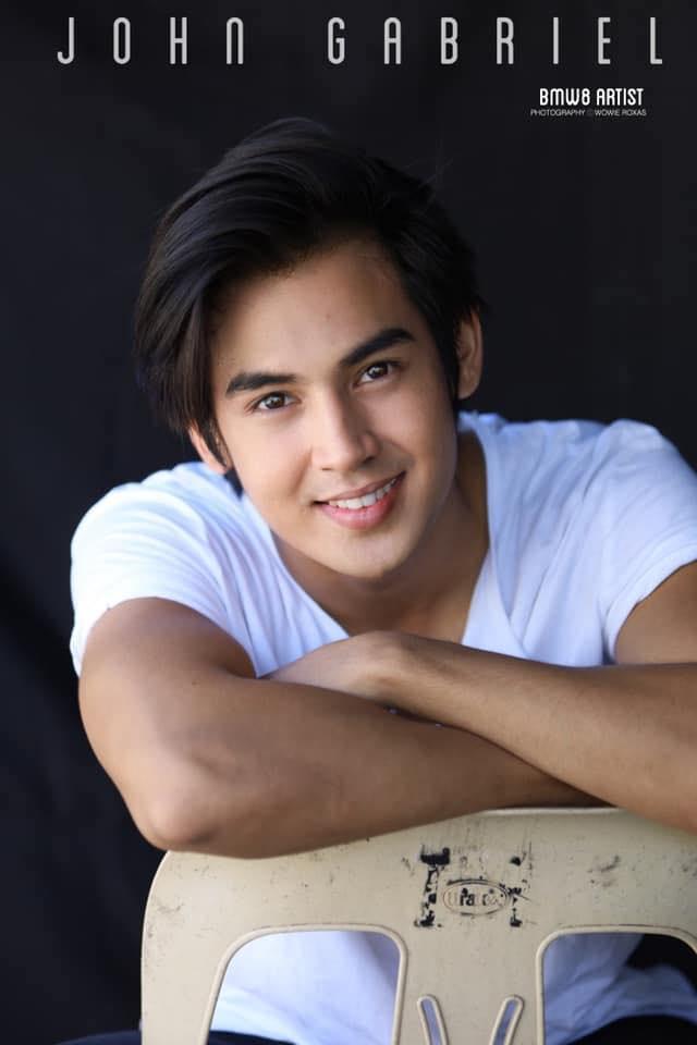 actor John Gabriel large photo