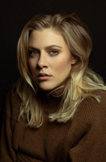 actor Katerina Klausová large photo