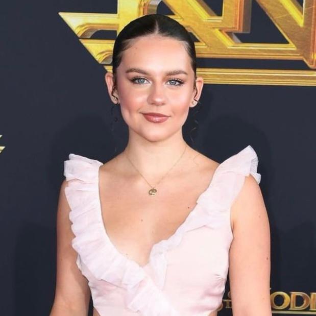 actor Ashley Ray Keefe large photo