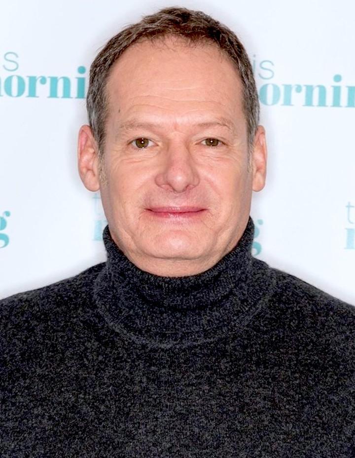 actor Mark Lester large photo