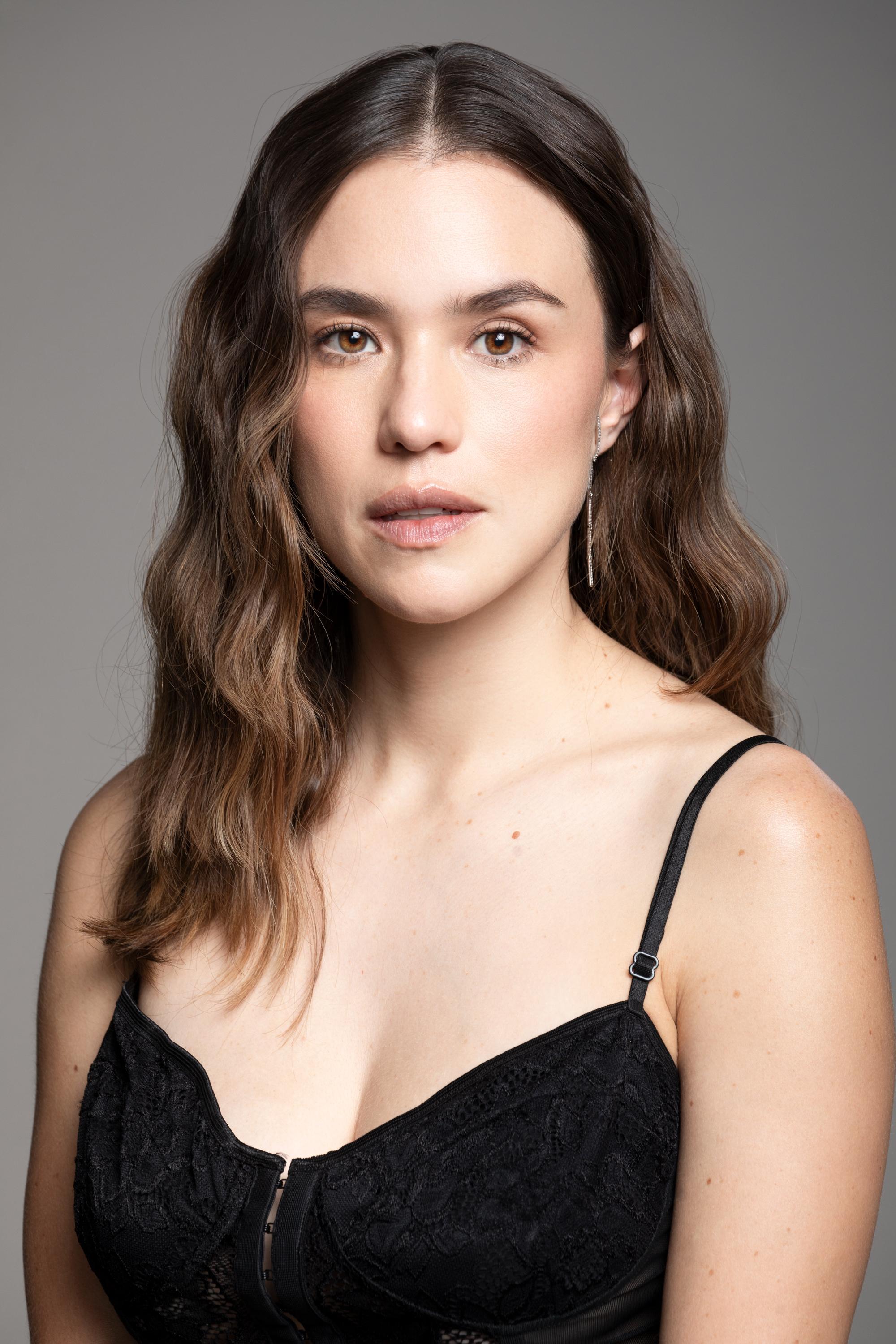 actor Mariana Balsa large photo