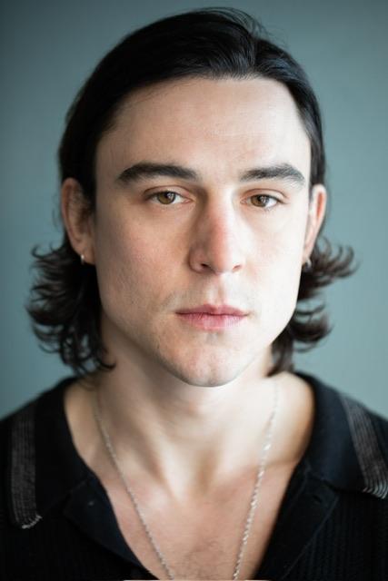 actor Harvey Dean large photo