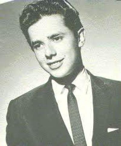 actor Enrique Guzman large photo