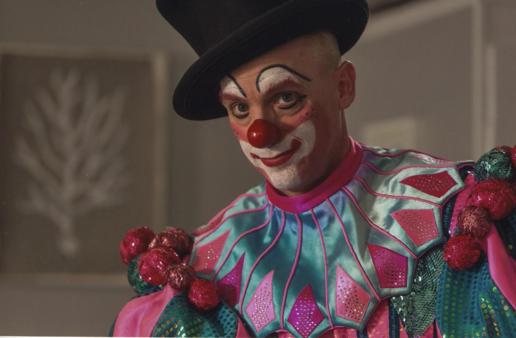 actor Matthew Walker large photo