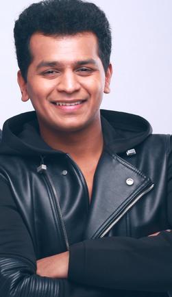 actor Mayuresh Pem large photo