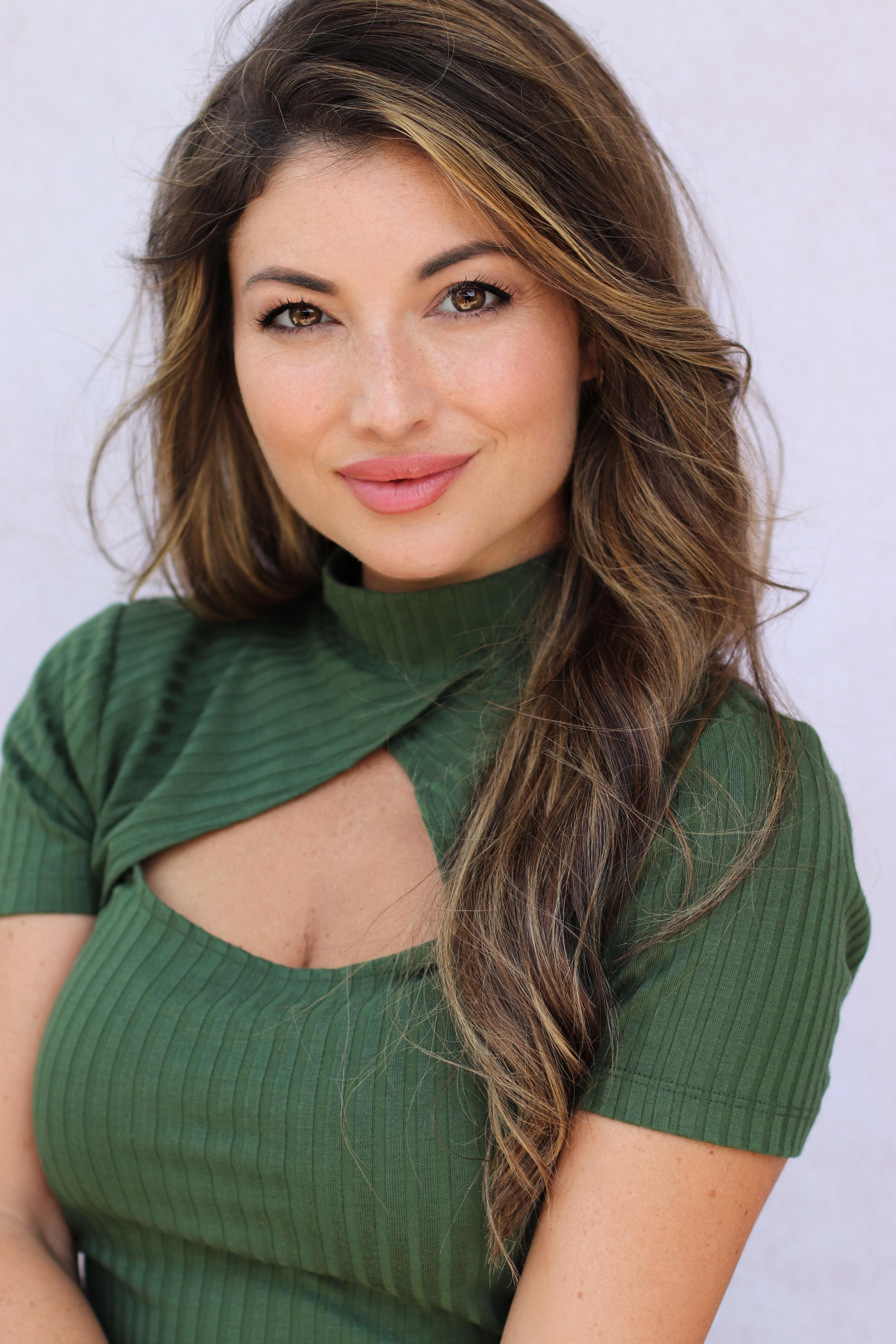 actor Ashton Leigh large photo