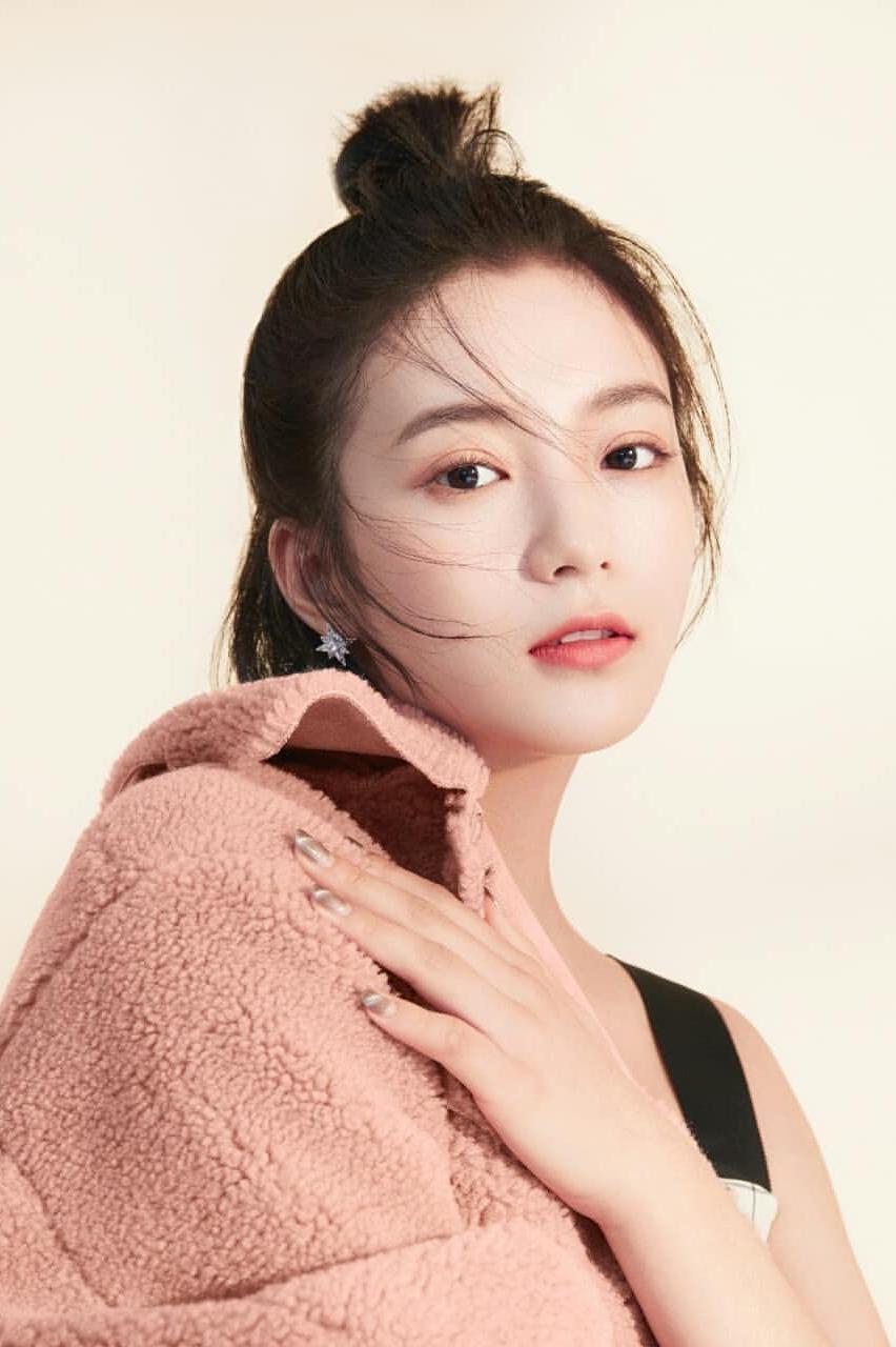 actor Yaqin Zhang large photo