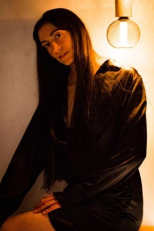 actor Alba Ribó large photo