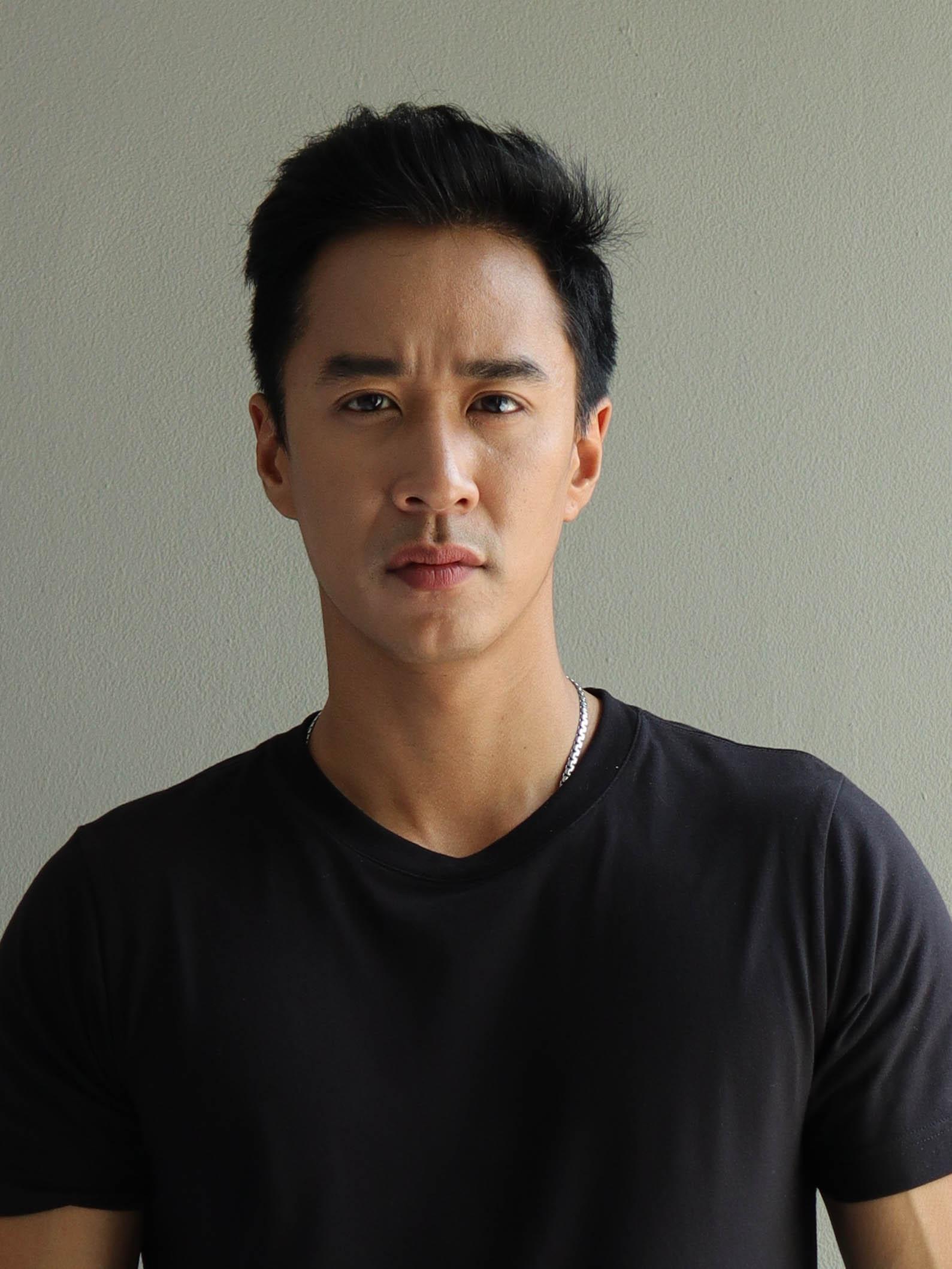 actor Kumron Jivachat large photo