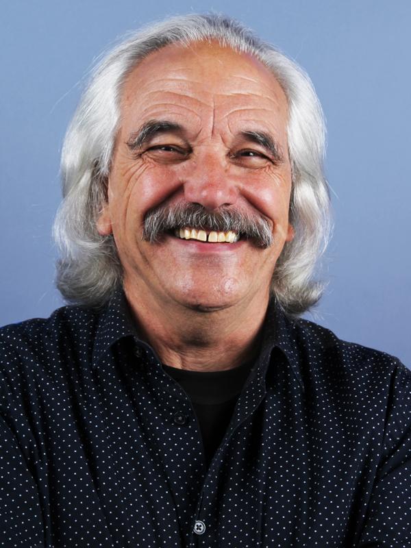 actor Paul Willis large photo