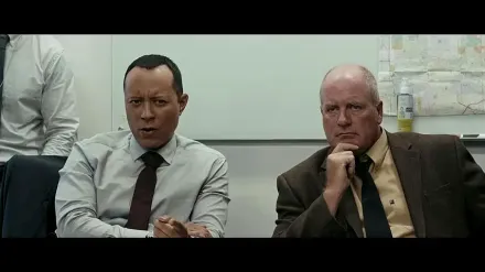 Trailer thumbnail