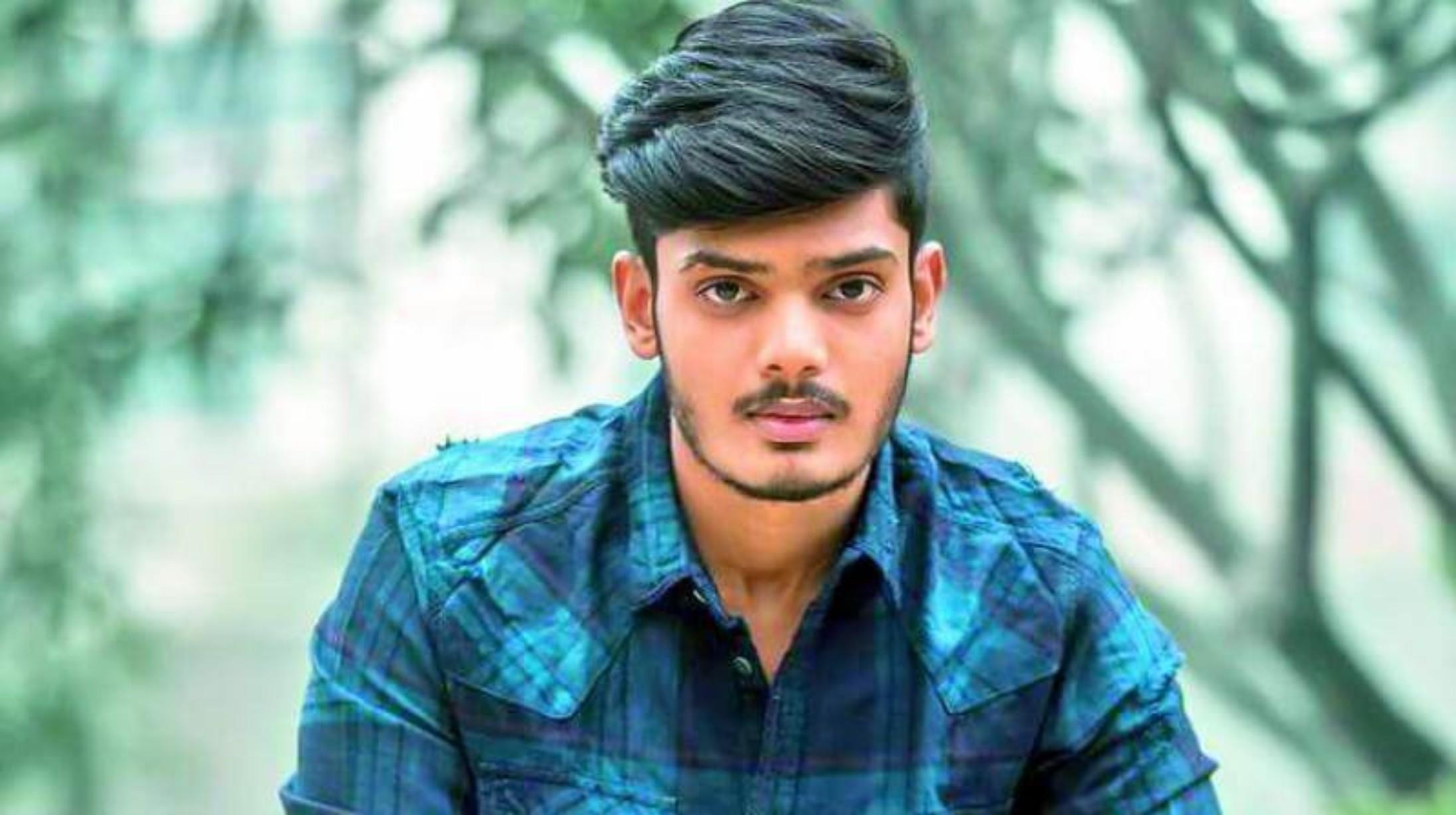 actor Akash Puri large photo