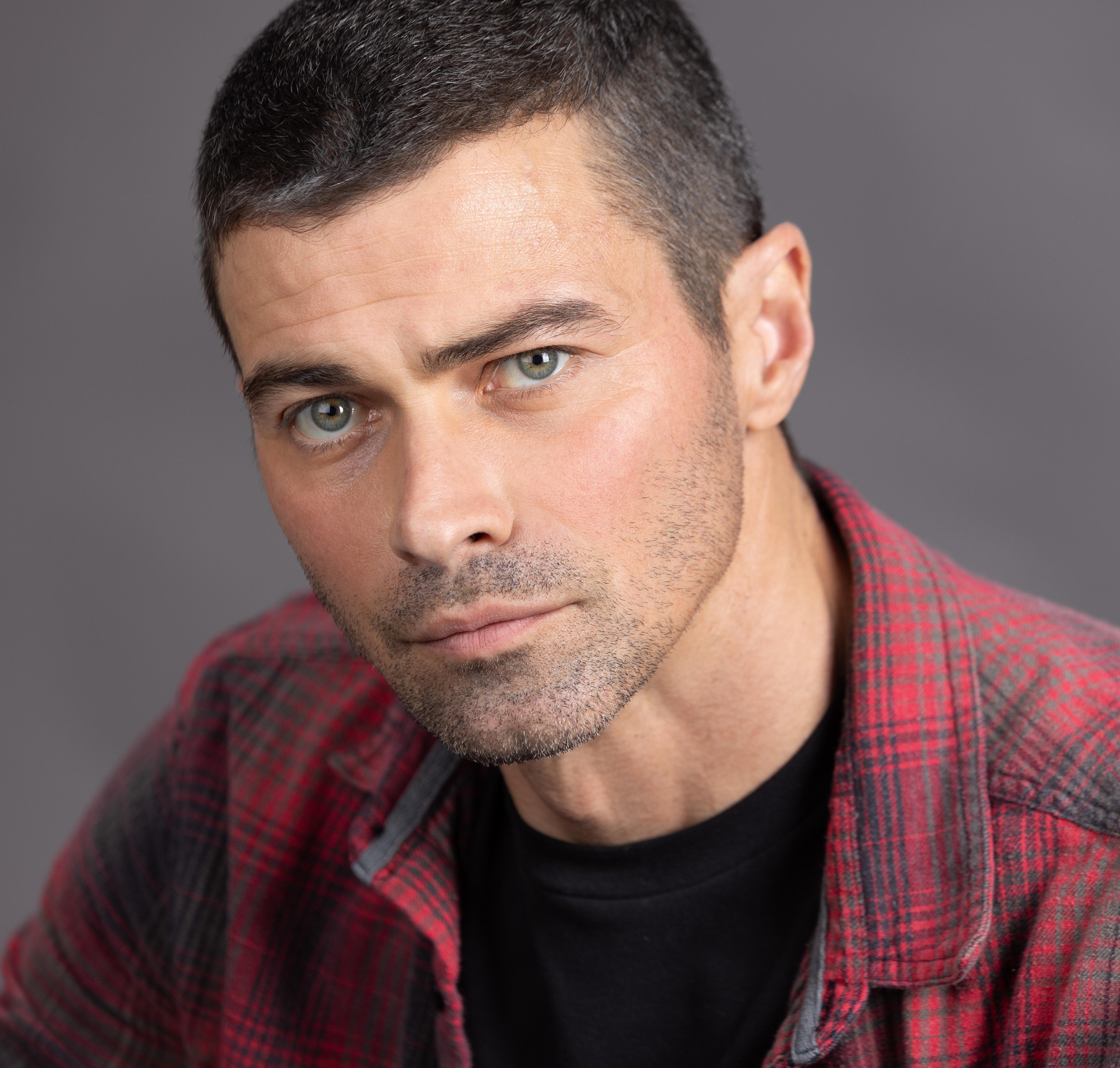actor Matt Cohen large photo