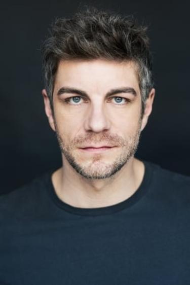 actor Hubert Proulx large photo