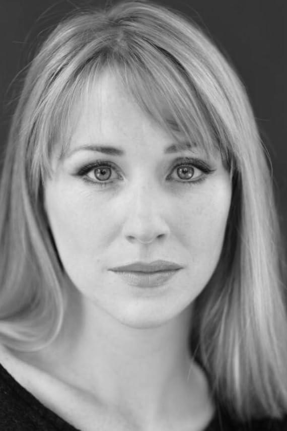 actor Valerie O'Connor large photo