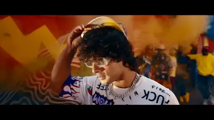 Trailer thumbnail