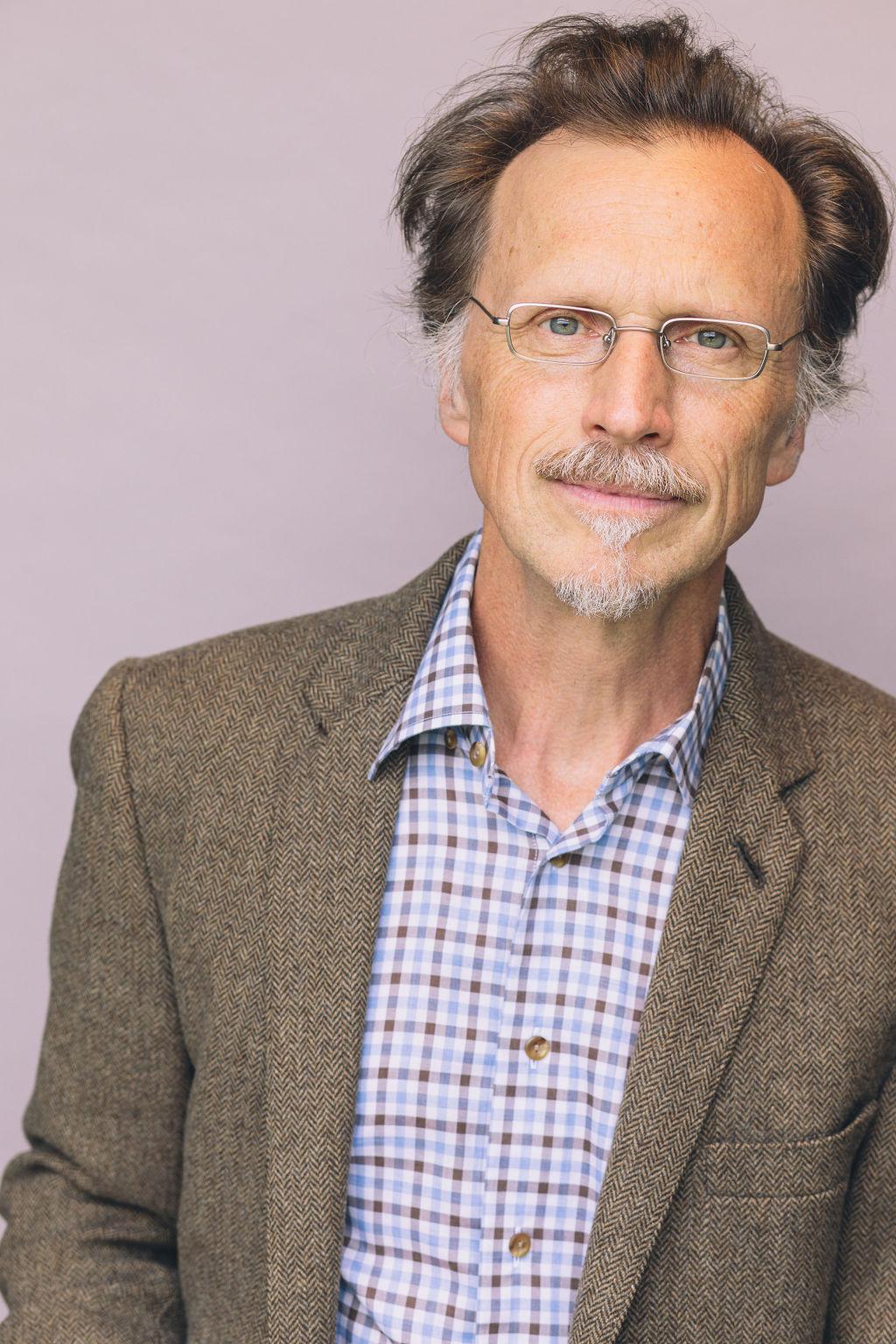 actor Tom Beyer large photo