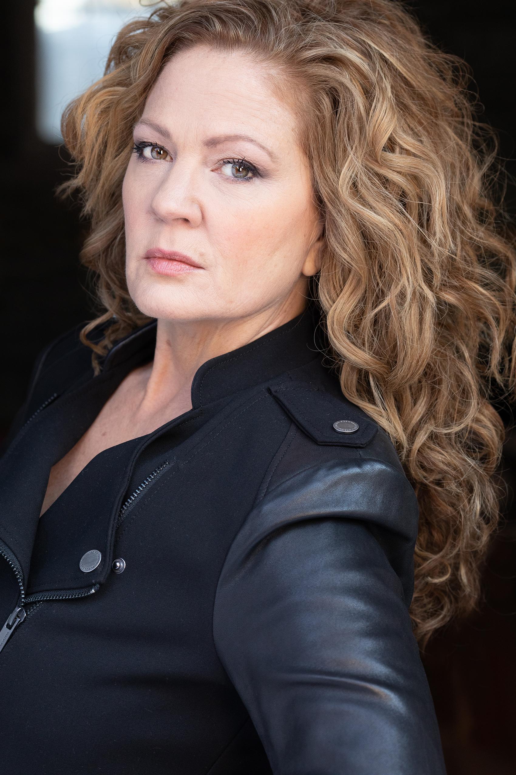 actor Sheri Winkelmann large photo