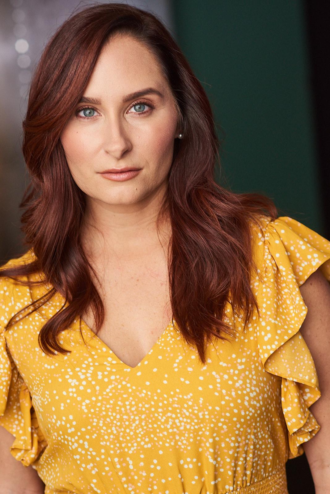 actor Veronica Burgess large photo