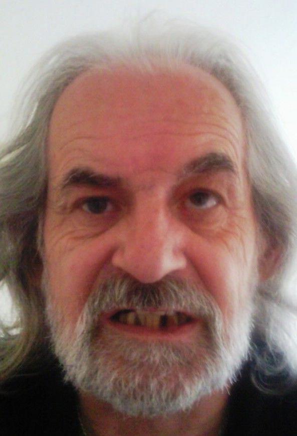 actor Steve Saunders large photo