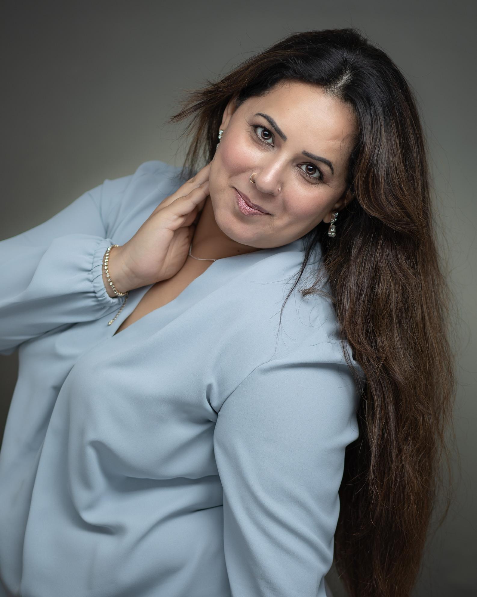 actor Dimple Kaur large photo