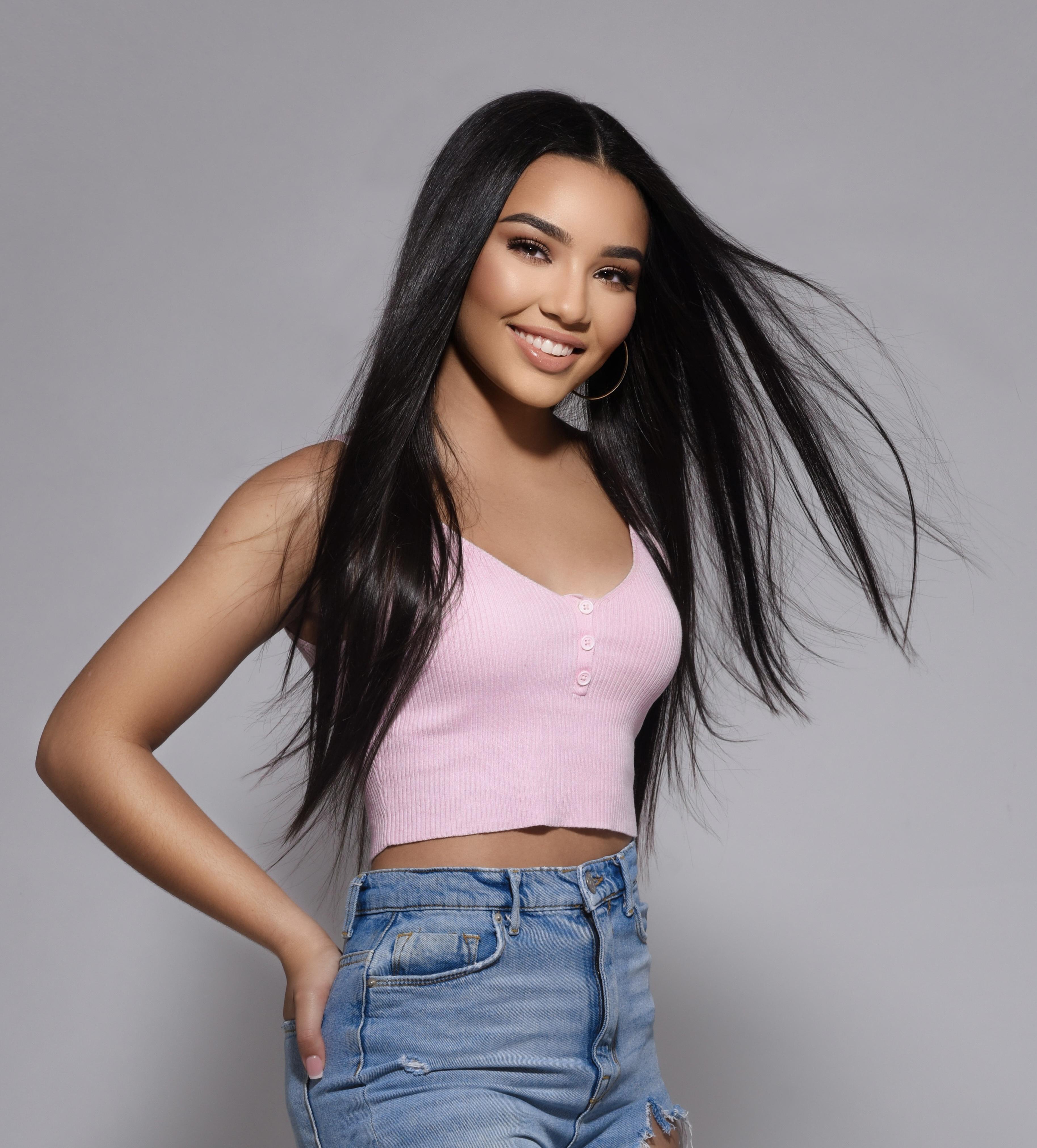 actor Gabrielle Wright large photo