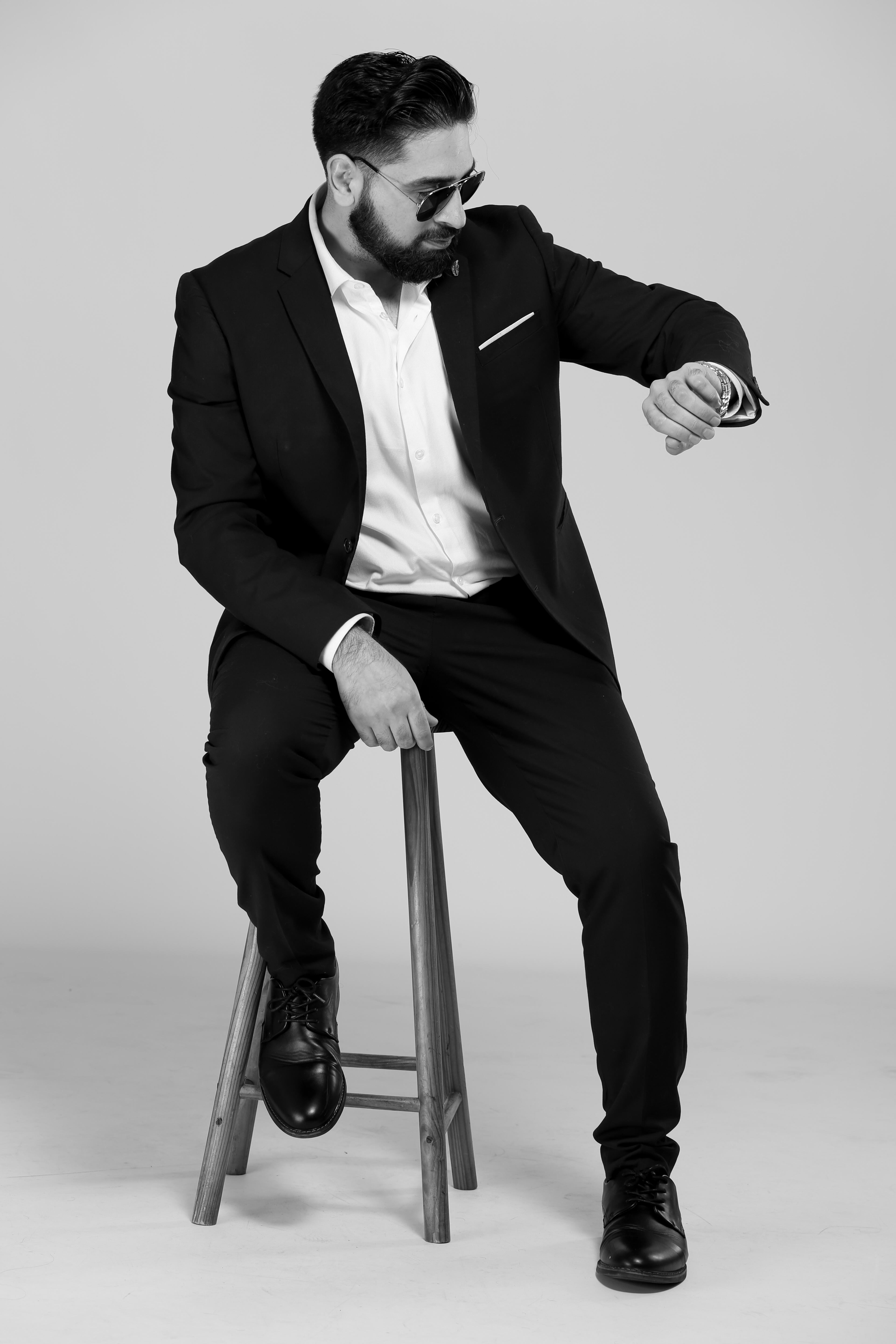 actor Hamza Butt large photo