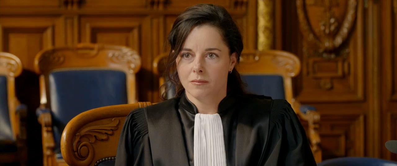 actor Laure Calamy large photo