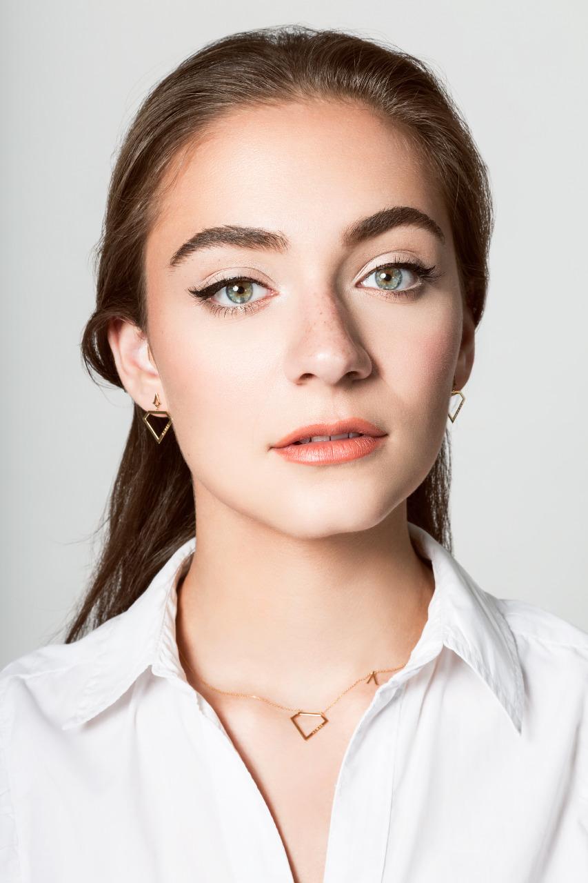 actor Joy Hallak large photo