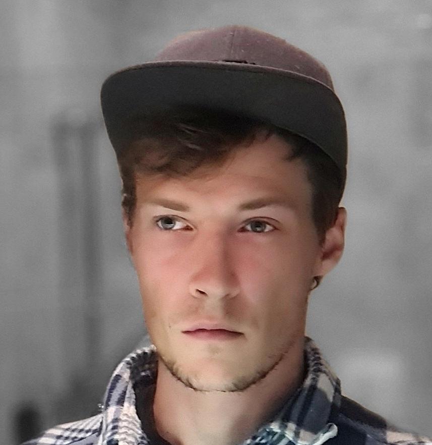 actor Chris Mudrack large photo